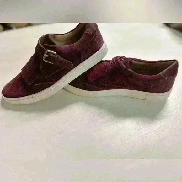 Frye Bordeaux Gemma Kiltie Suede Leather Slip-On Buckle Detail Sneaker Sz 7 - Picture 5 of 7